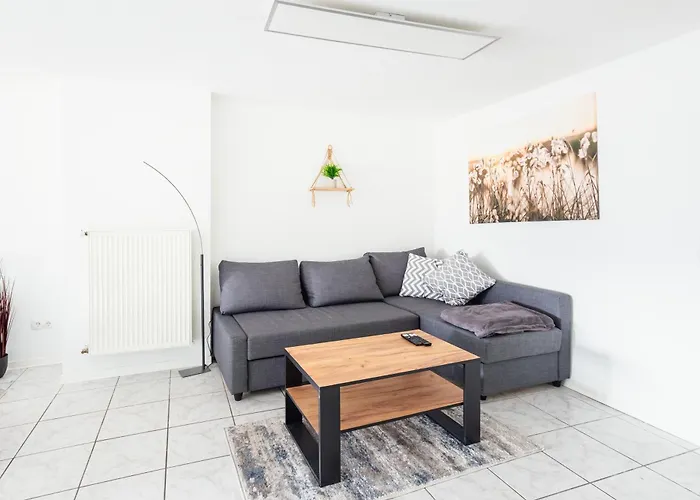 Hauptstrasse 3* Saarburg