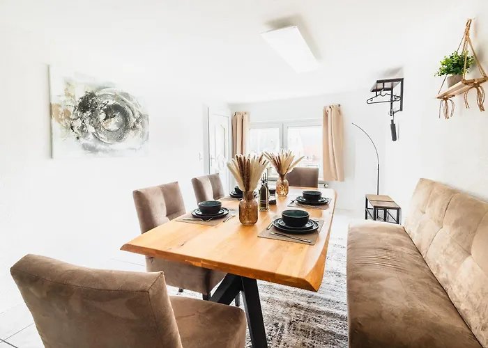 Hauptstrasse Apart-hotel 3*